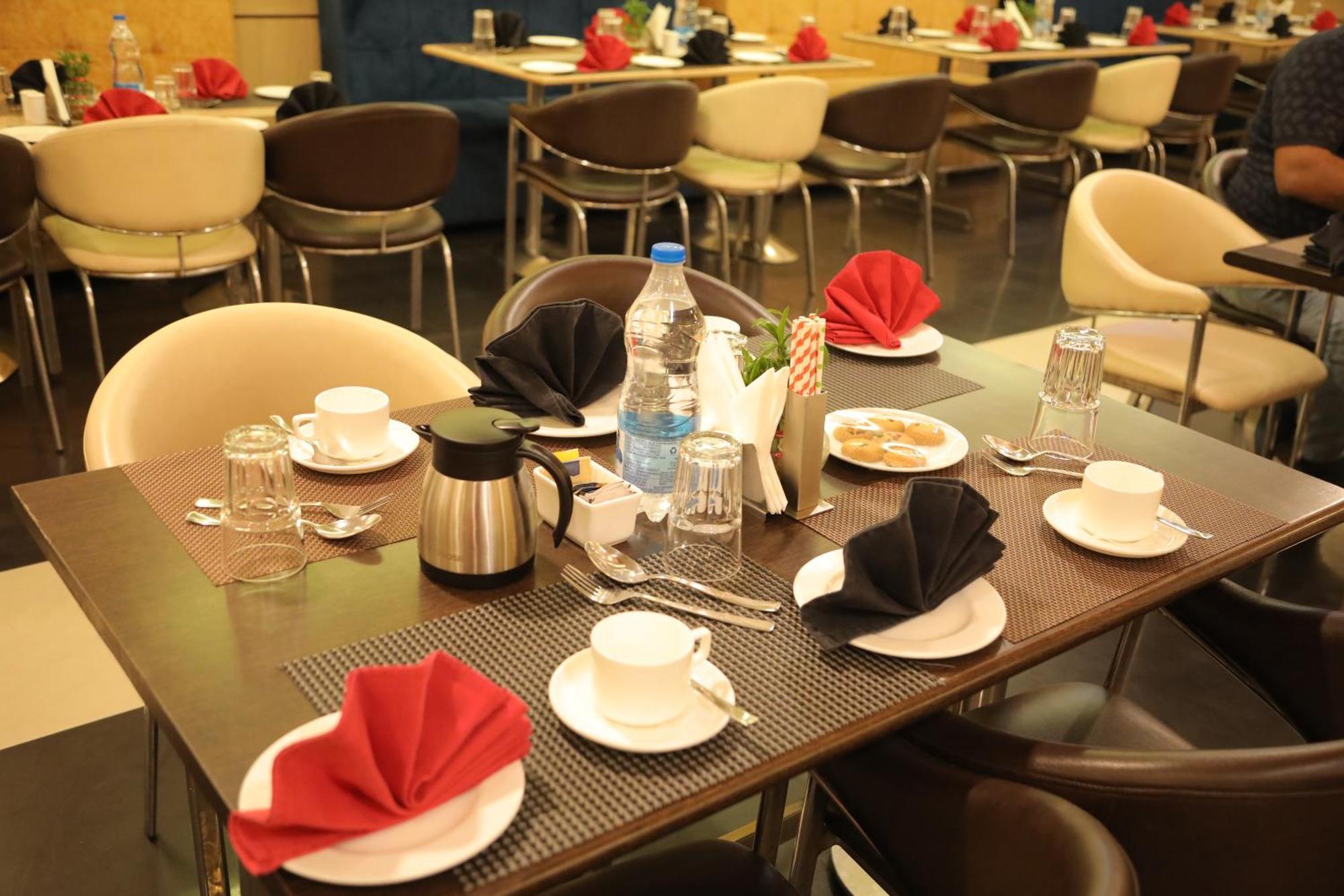 Hyphen Haridwar Grand Hotell Eksteriør bilde