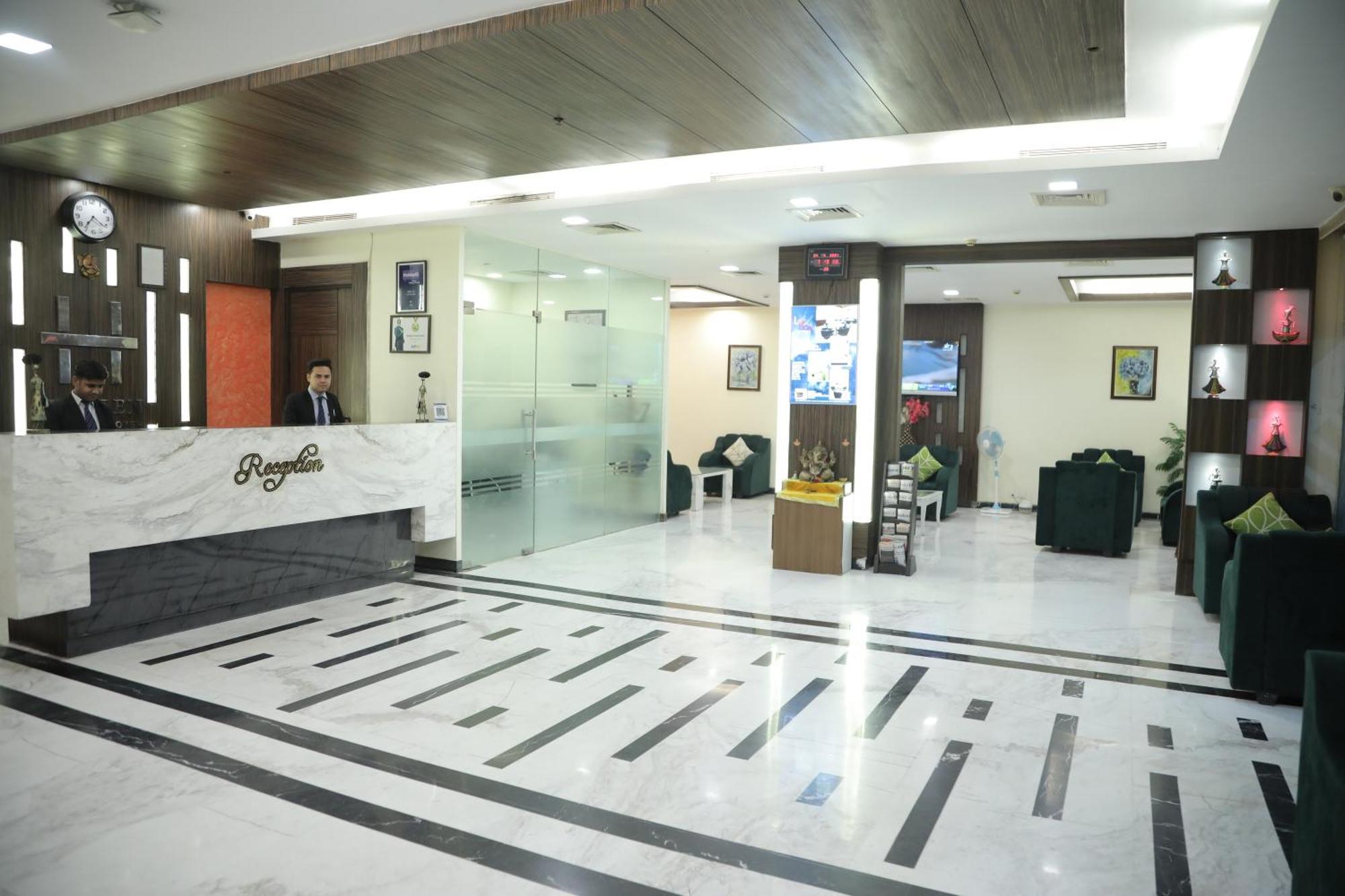 Hyphen Haridwar Grand Hotell Eksteriør bilde